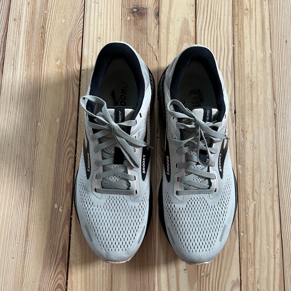 Brooks Adrenaline GTS 22 Womens Running Shoes Size 11 Oyster Alloy 1203531B035 - Picture 3 of 8
